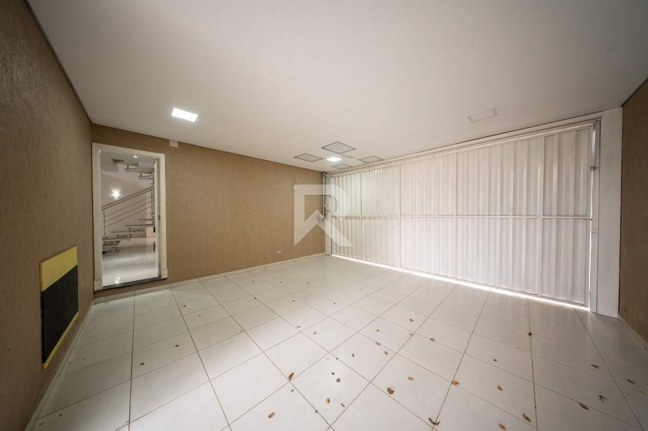 Casa com Amplo Jardim, Piscina e 4 Quartos para Locação, 316 m² - Jardim Social - Curitiba/PR miniatura 5