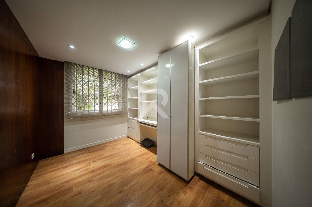 Casa com Amplo Jardim, Piscina e 4 Quartos para Locação, 316 m² - Jardim Social - Curitiba/PR miniatura 21