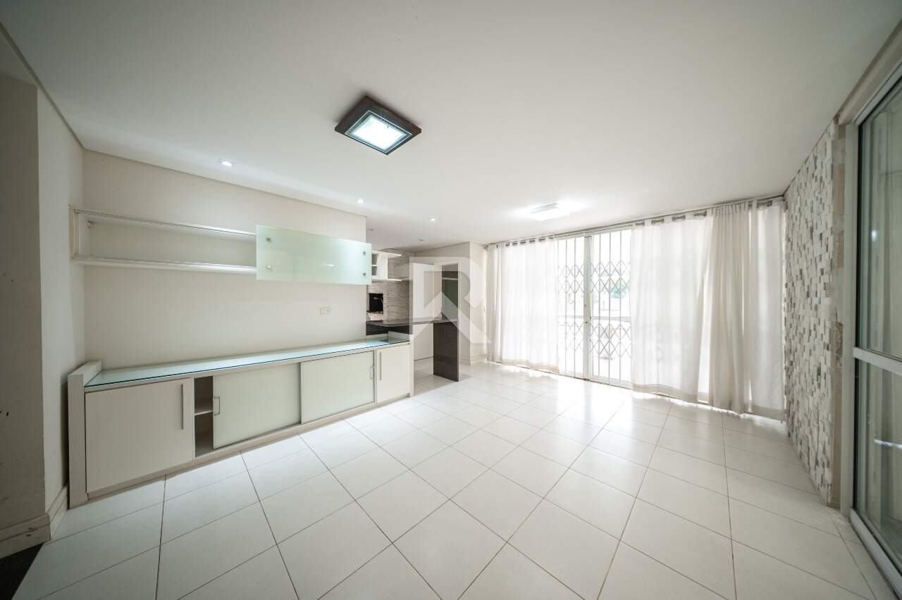 Casa com Amplo Jardim, Piscina e 4 Quartos para Locação, 316 m² - Jardim Social - Curitiba/PR miniatura 11