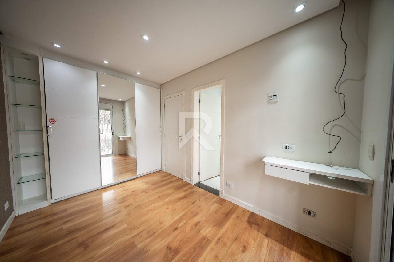 Casa com Amplo Jardim, Piscina e 4 Quartos para Locação, 316 m² - Jardim Social - Curitiba/PR miniatura 39