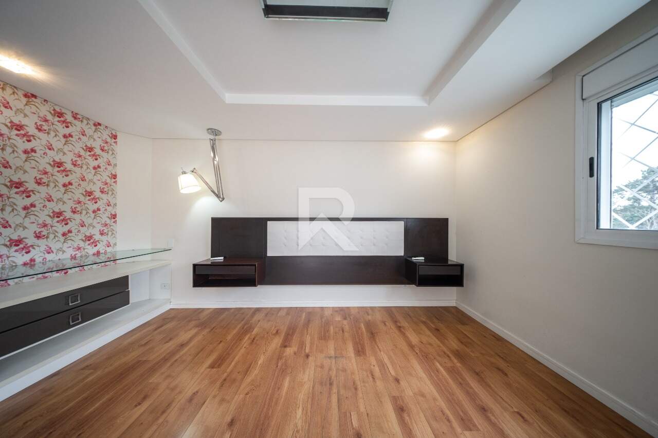 Casa com Amplo Jardim, Piscina e 4 Quartos para Locação, 316 m² - Jardim Social - Curitiba/PR miniatura 30