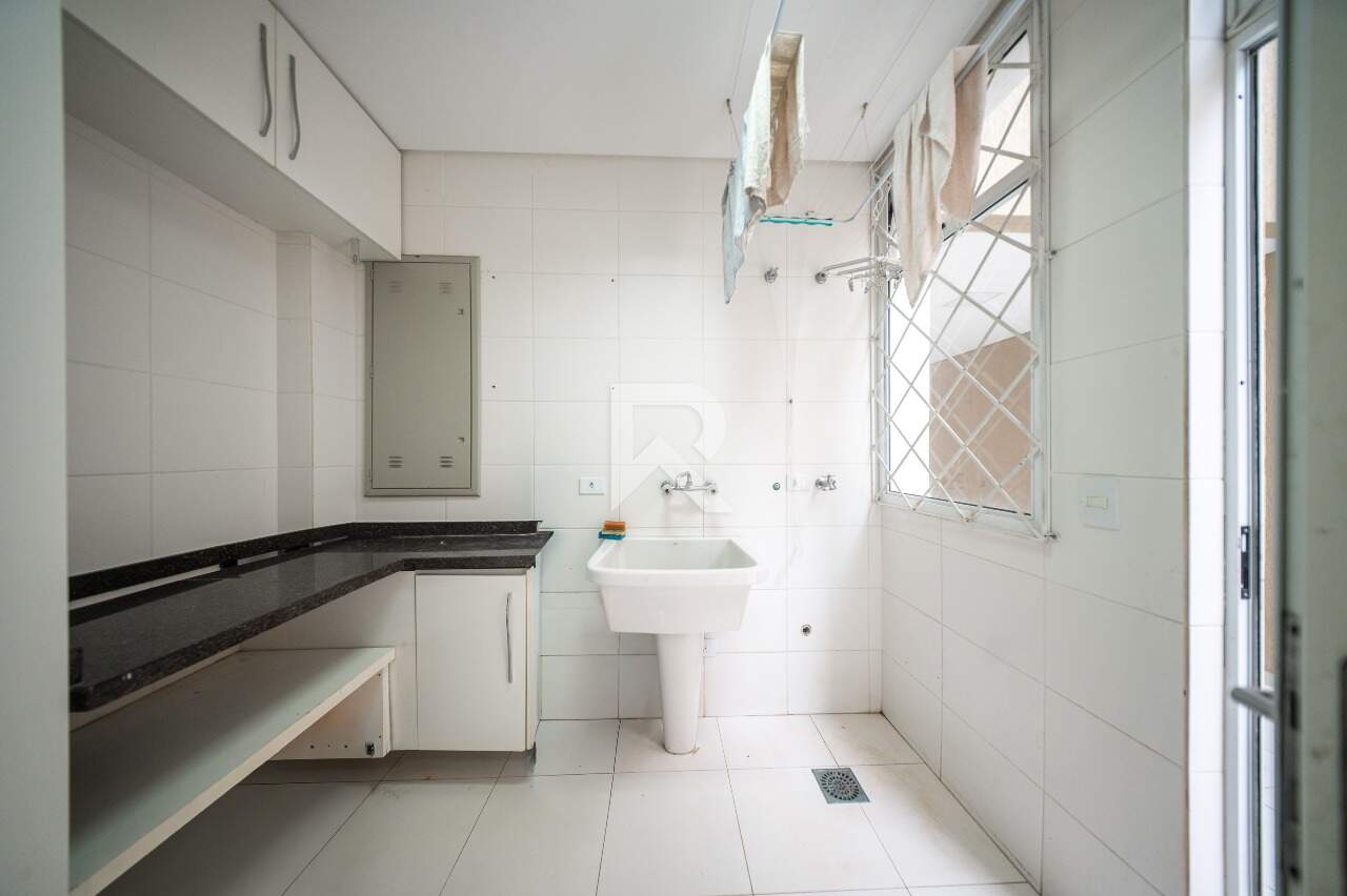 Casa com Amplo Jardim, Piscina e 4 Quartos para Locação, 316 m² - Jardim Social - Curitiba/PR miniatura 19