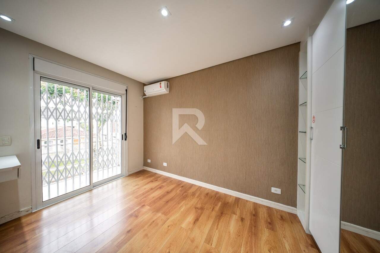 Casa com Amplo Jardim, Piscina e 4 Quartos para Locação, 316 m² - Jardim Social - Curitiba/PR miniatura 41