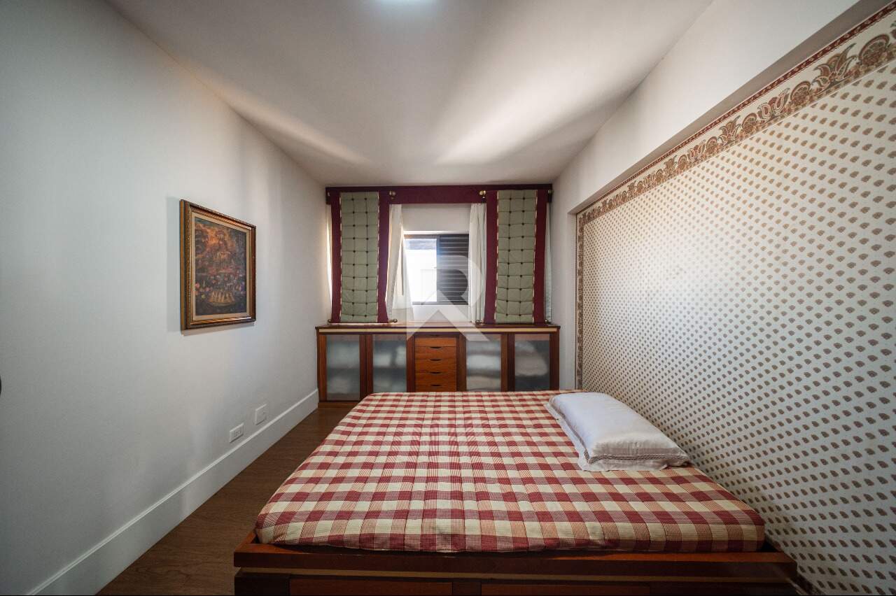 Cobertura Semi Mobiliada com Deck, Jacuzzi, 3 quartos e 221m2 para locação - Água verde, Curitiba miniatura 37