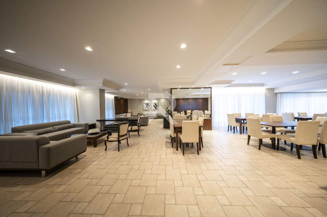 Cobertura Semi Mobiliada com Deck, Jacuzzi, 3 quartos e 221m2 para locação - Água verde, Curitiba miniatura 43