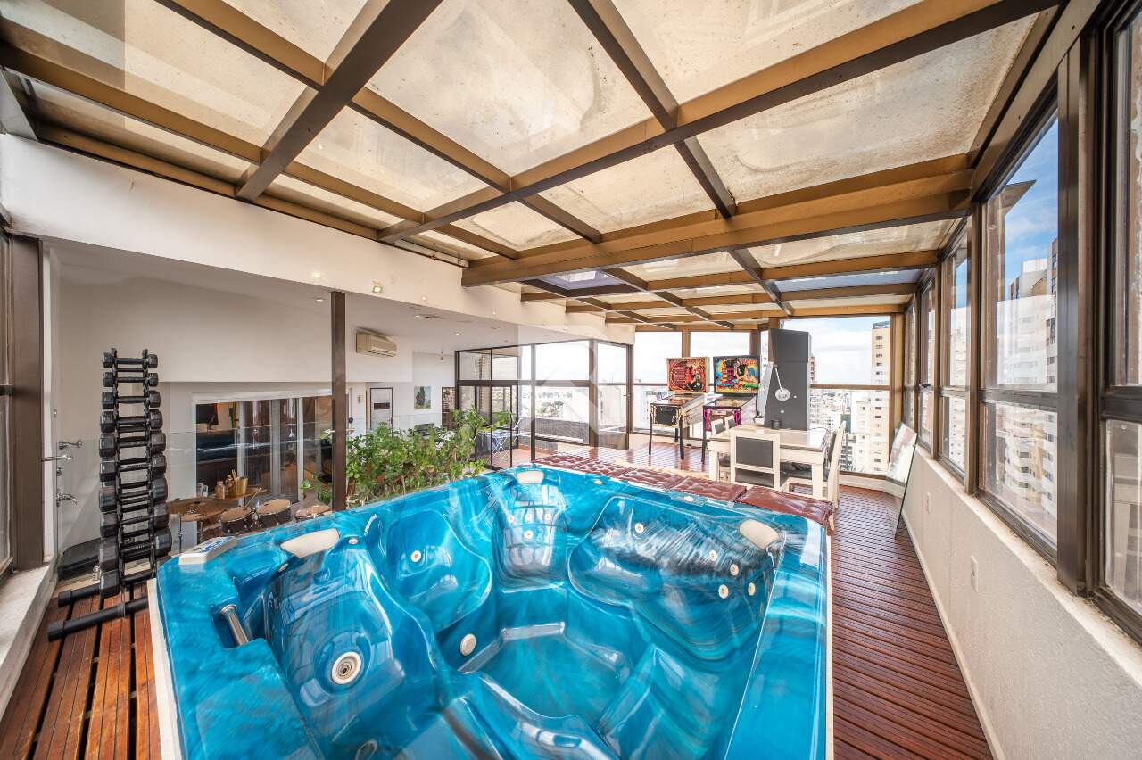 Cobertura Semi Mobiliada com Deck, Jacuzzi, 3 quartos e 221m2 para locação - Água verde, Curitiba miniatura 12