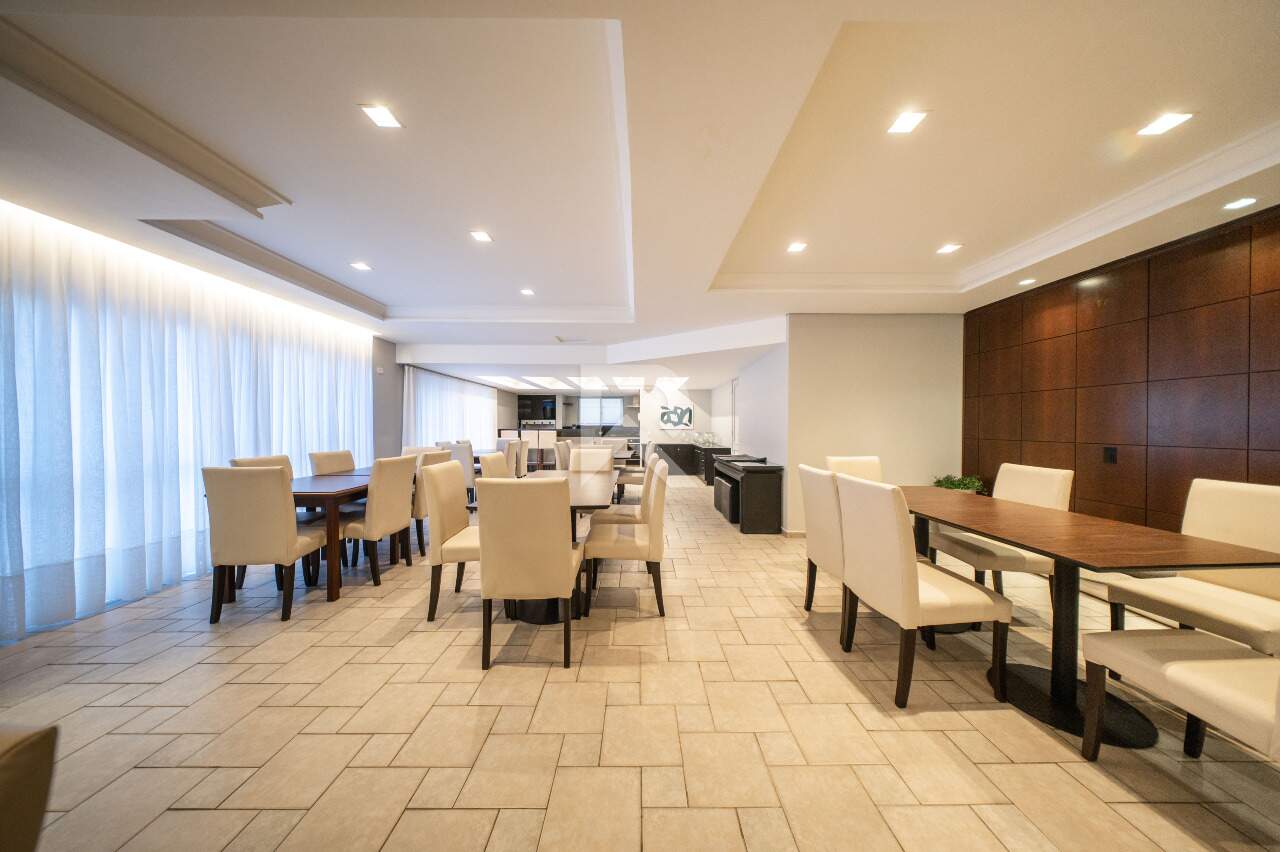 Cobertura Semi Mobiliada com Deck, Jacuzzi, 3 quartos e 221m2 para locação - Água verde, Curitiba miniatura 46