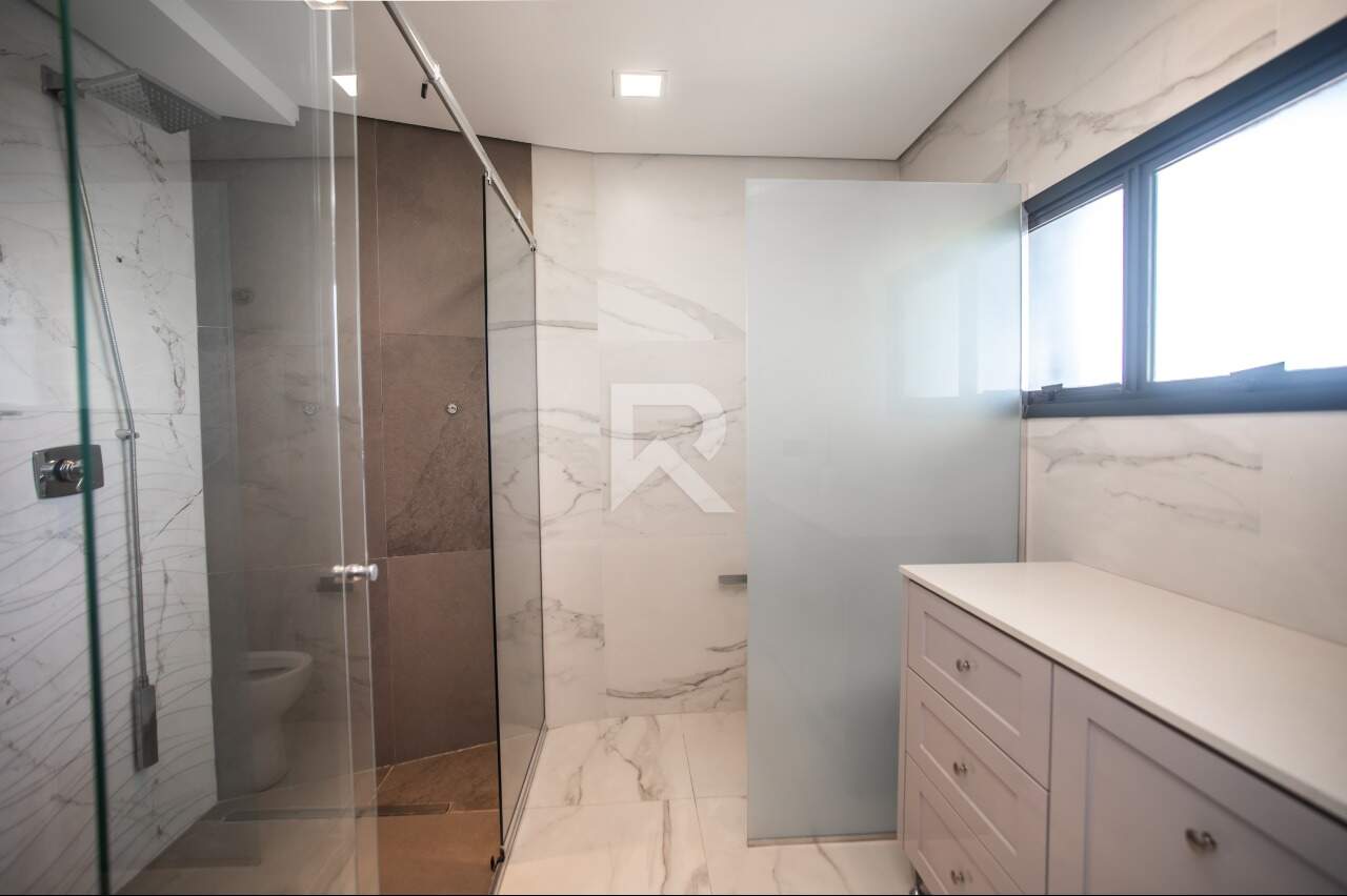 Cobertura com Vista Panorâmica, 4 quartos 3 suítes, 4 Vagas para locação, 362 m² - Mossunguê - Curitiba/PR miniatura 33