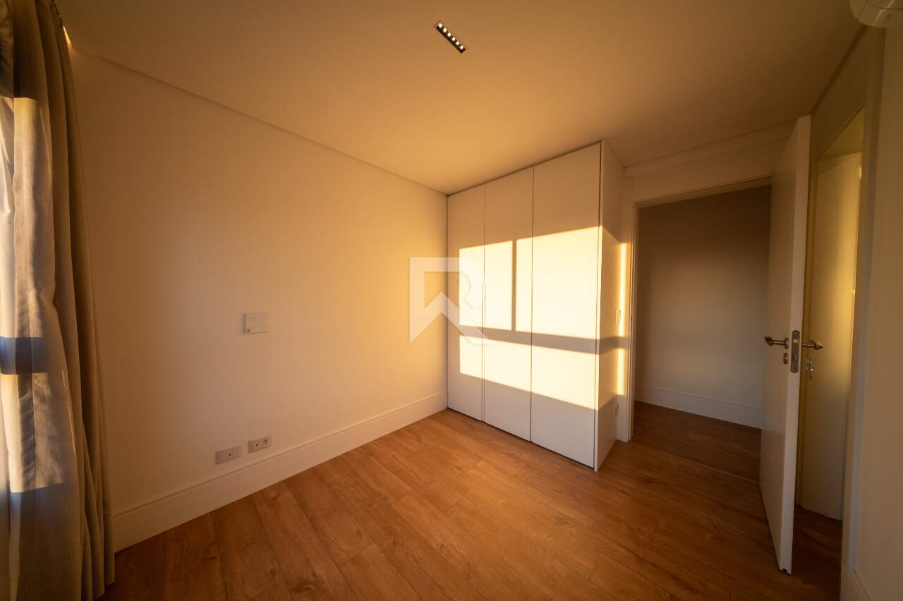 Apartamento Mobiliado em Cond. Clube com 2 quartos, closet, 2 vagas, 106m2 para alugar - Alto da Glória, Curitiba miniatura 26