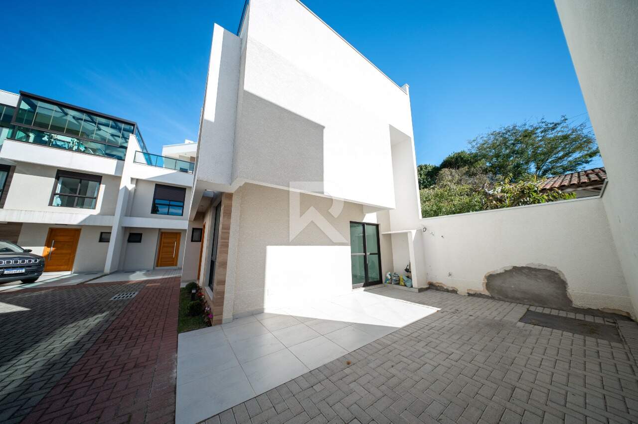 Sobrado Triplex com Vista Livre, 3 Quartos e 2 Vagas à venda, 164 m² - Bom Retiro - Curitiba/PR miniatura 4
