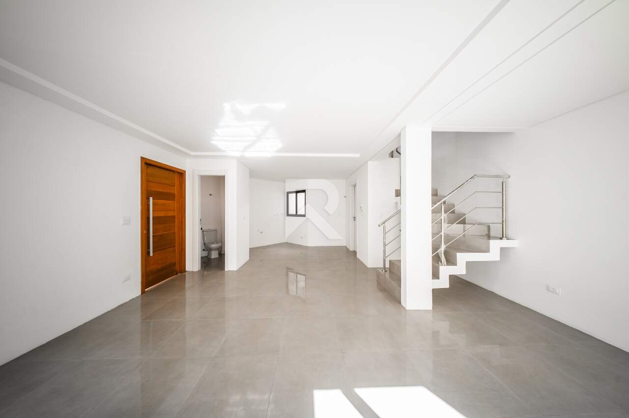 Sobrado Triplex com Vista Livre, 3 Quartos e 2 Vagas à venda, 164 m² - Bom Retiro - Curitiba/PR miniatura 6