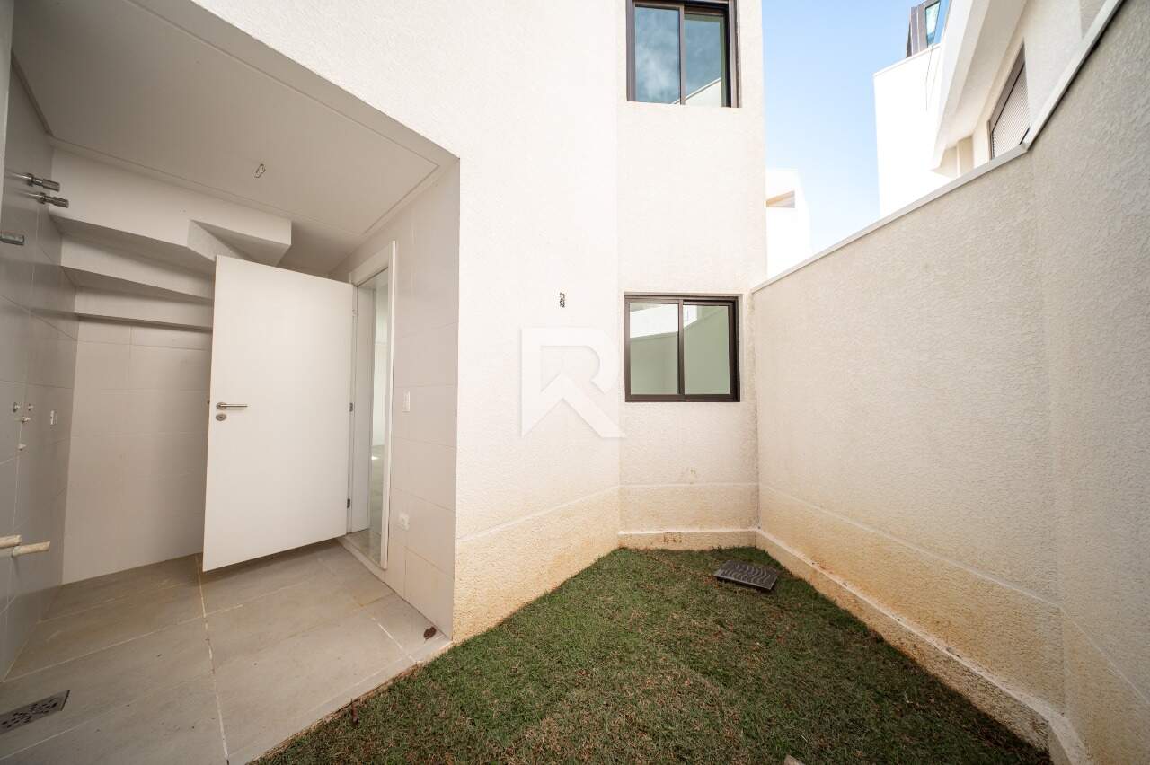 Sobrado Triplex com Vista Livre, 3 Quartos e 2 Vagas à venda, 164 m² - Bom Retiro - Curitiba/PR miniatura 9