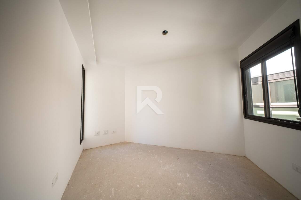 Sobrado Triplex com Vista Livre, 3 Quartos e 2 Vagas à venda, 164 m² - Bom Retiro - Curitiba/PR miniatura 16