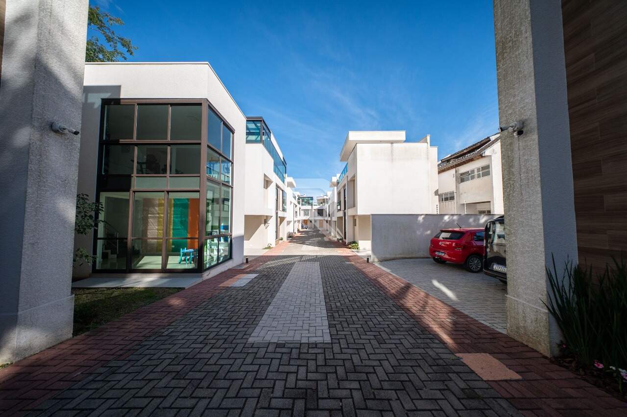 Sobrado Triplex com Vista Livre, 3 Quartos e 2 Vagas à venda, 164 m² - Bom Retiro - Curitiba/PR miniatura 28