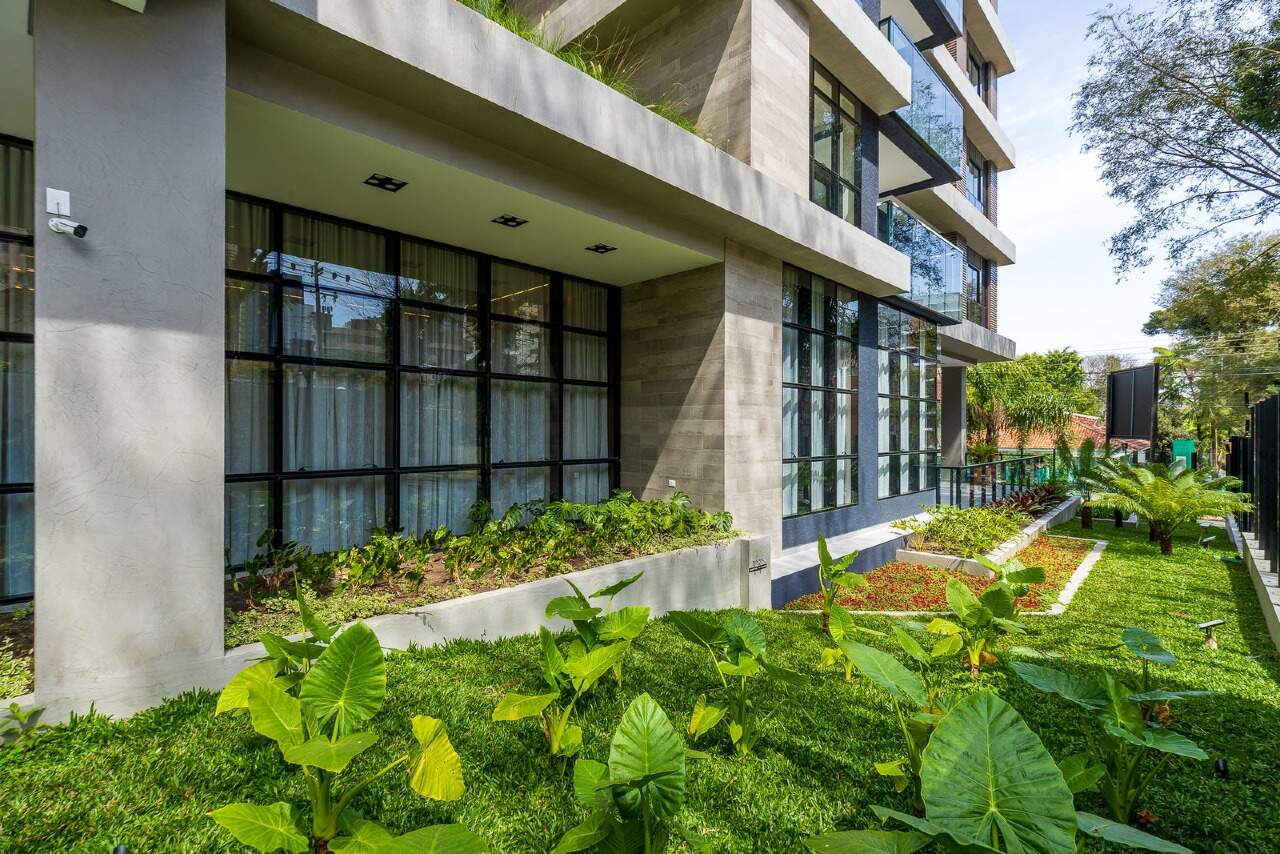 Apartamento Decorado Exclusivo com 3 Suítes e 139 m² no Bigorrilho - Curitiba/ PR miniatura 3