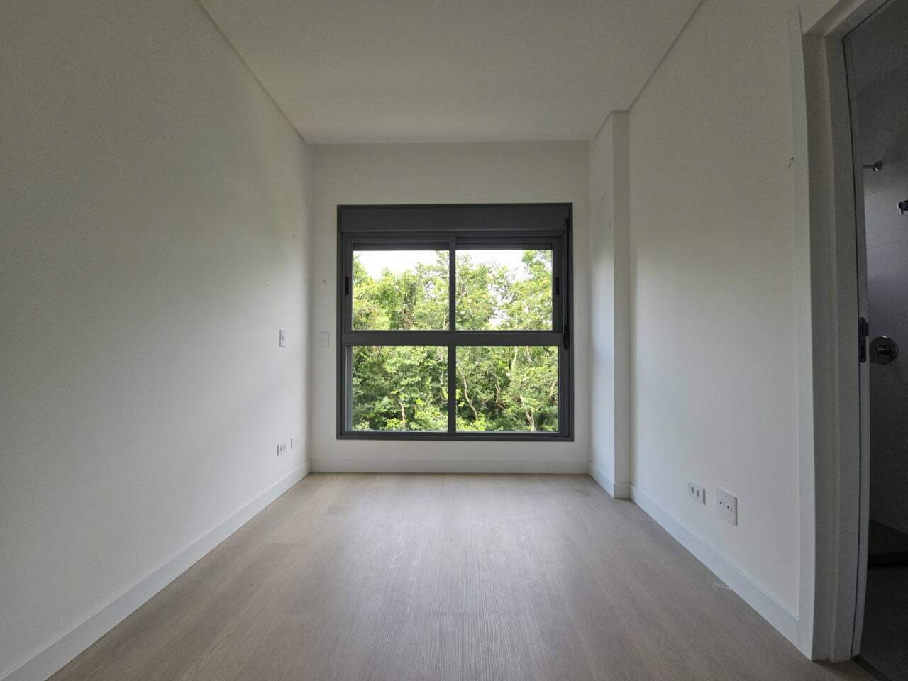 Apartamento de alto padrão com 3 dormitórios e 101,90 m² privativos no Mossunguê miniatura 12