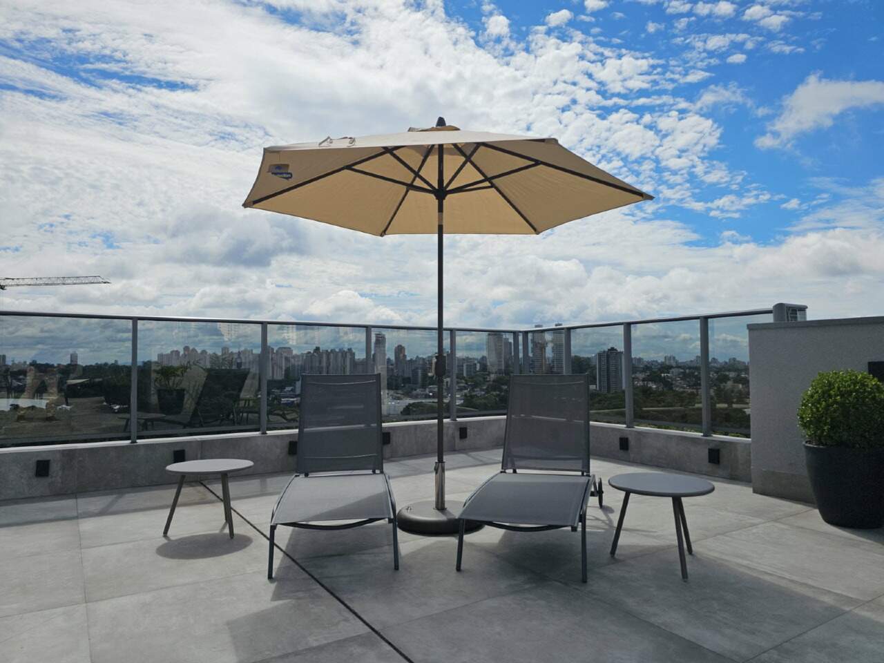 Apartamento de alto padrão com 3 dormitórios e 101,90 m² privativos no Mossunguê miniatura 18