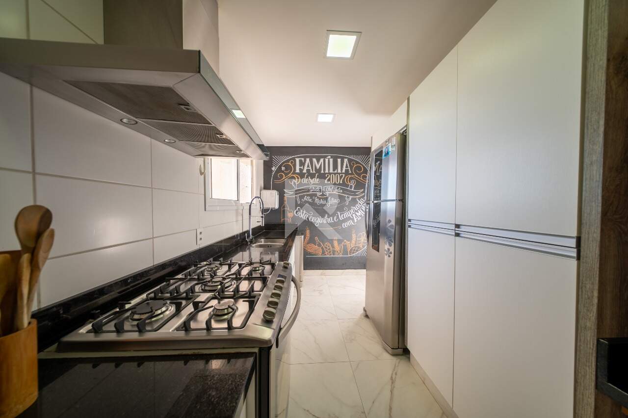 Apartamento mobiliado com 131 m² privativos e 3 dormitórios no Reserva Ecoville miniatura 12