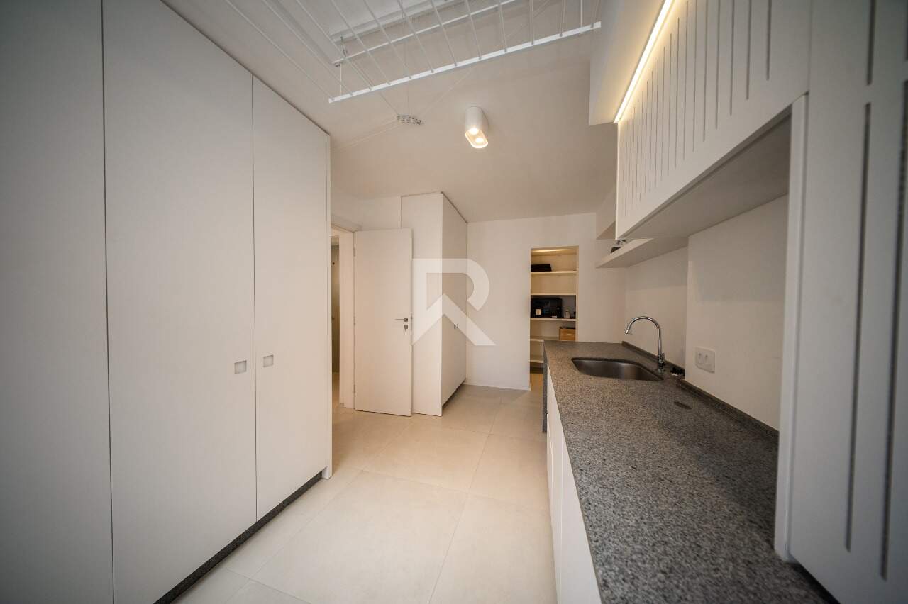 Apartamento com vista livre, 4 suítes e 3 vagas à venda, 250 m² - Batel - Curitiba/PR miniatura 20
