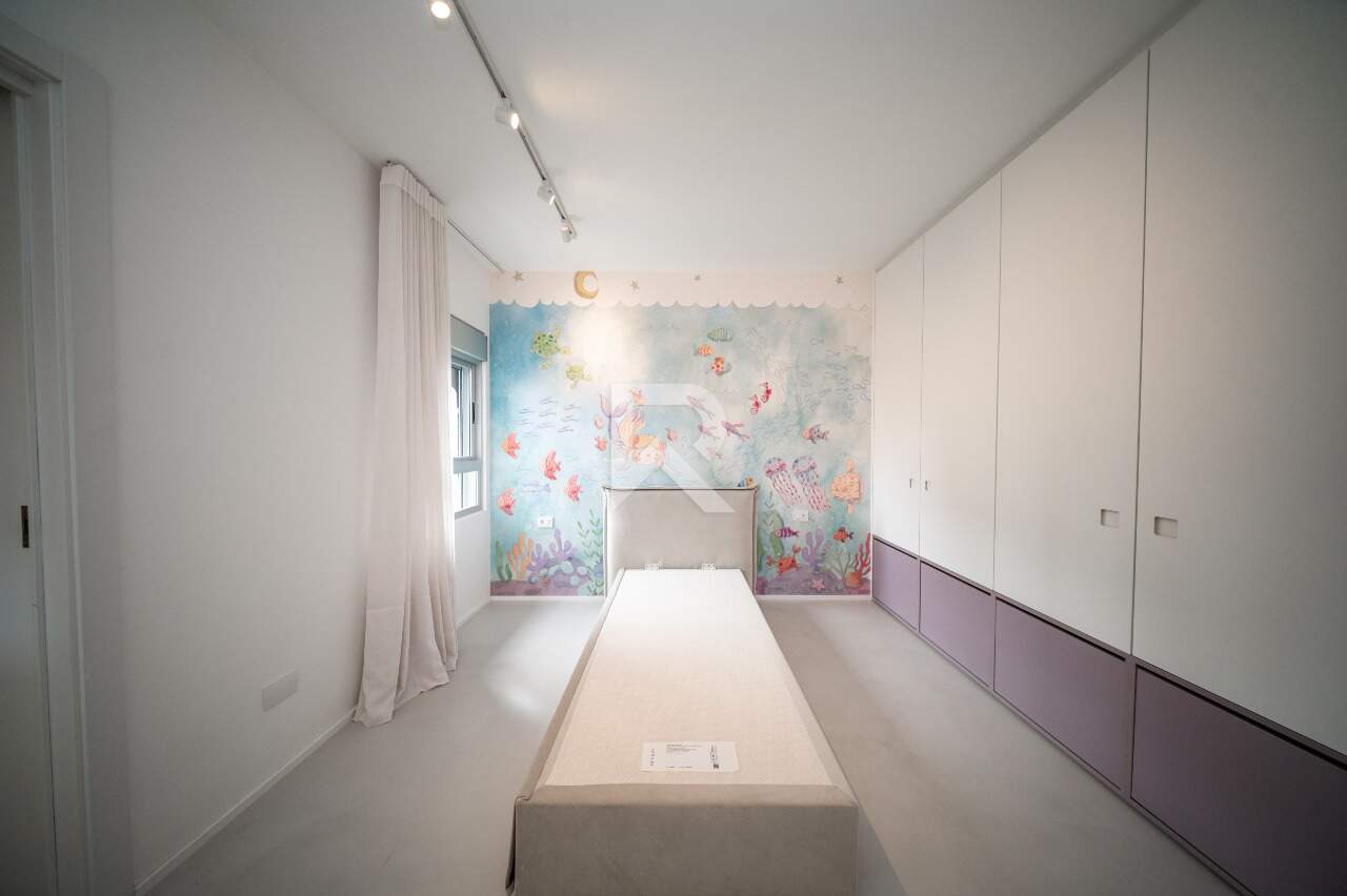 Apartamento com vista livre, 4 suítes e 3 vagas à venda, 250 m² - Batel - Curitiba/PR miniatura 36