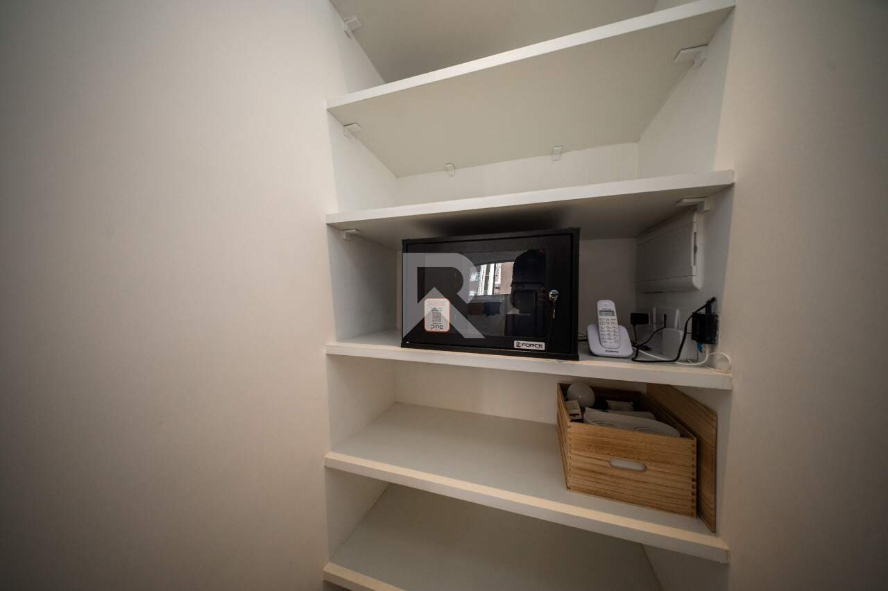 Apartamento com vista livre, 4 suítes e 3 vagas à venda, 250 m² - Batel - Curitiba/PR miniatura 21