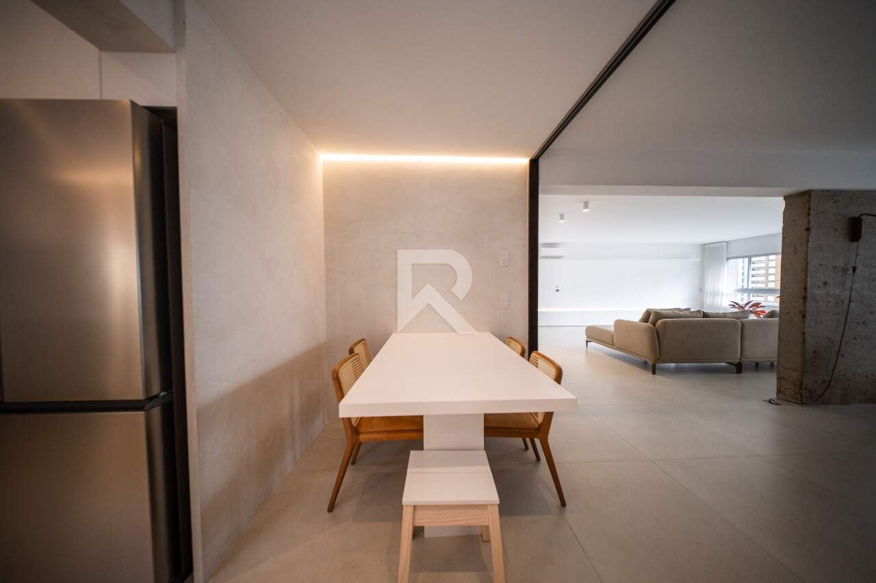 Apartamento com vista livre, 4 suítes e 3 vagas à venda, 250 m² - Batel - Curitiba/PR miniatura 15