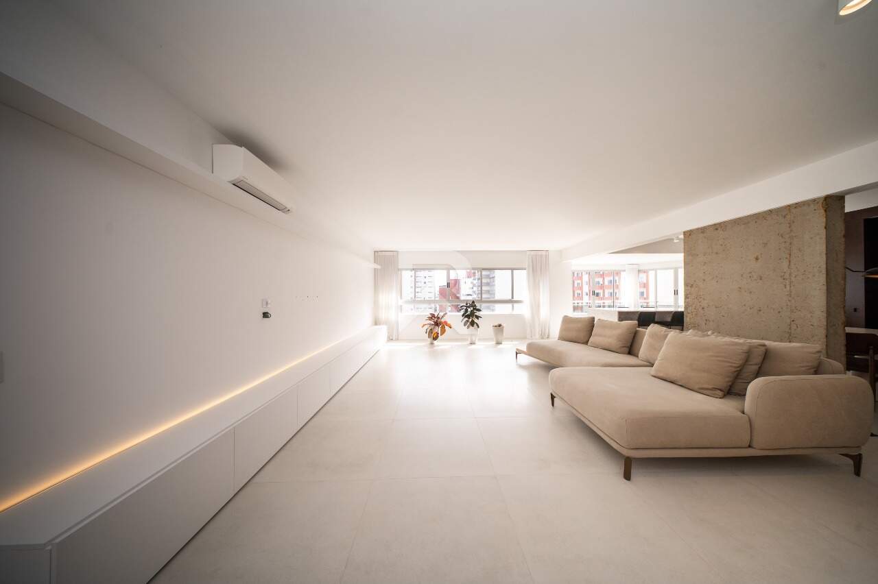Apartamento com vista livre, 4 suítes e 3 vagas à venda, 250 m² - Batel - Curitiba/PR miniatura 4