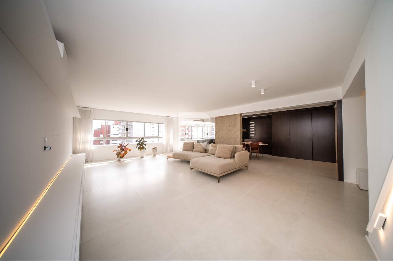 Apartamento com vista livre, 4 suítes e 3 vagas à venda, 250 m² - Batel - Curitiba/PR miniatura 3
