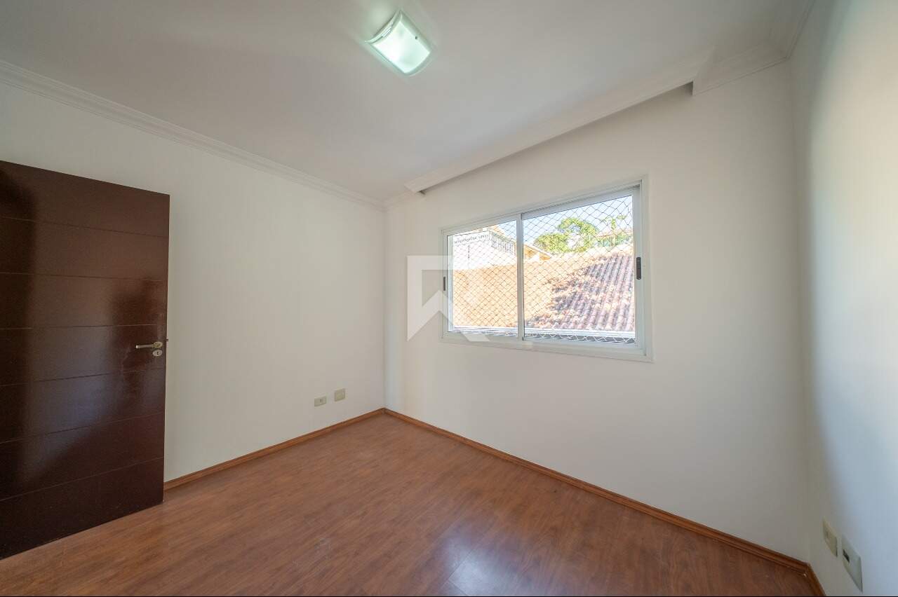 sobrado com Jardim, 3 quartos, 3 vagas para locação, 200 m² - Vista Alegre - Curitiba/PR miniatura 32