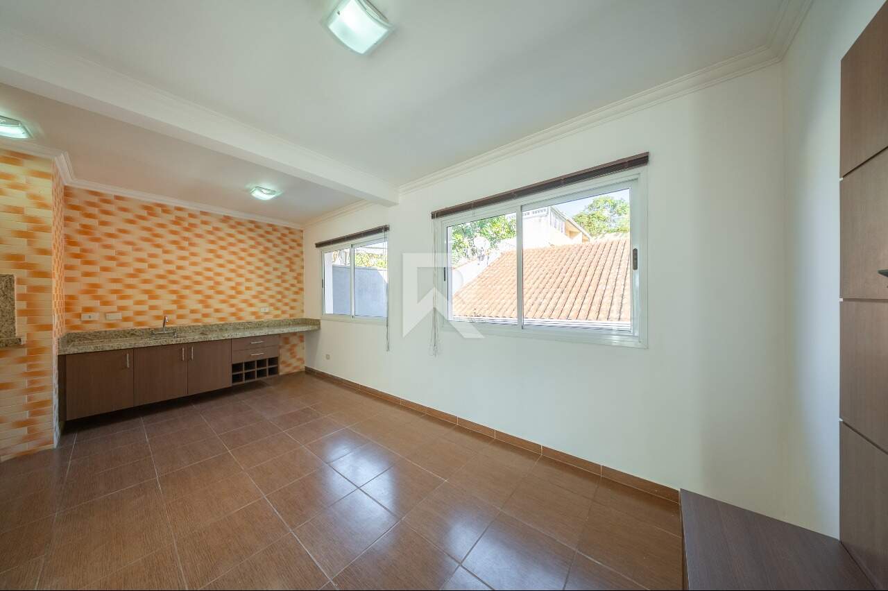 sobrado com Jardim, 3 quartos, 3 vagas para locação, 200 m² - Vista Alegre - Curitiba/PR miniatura 24