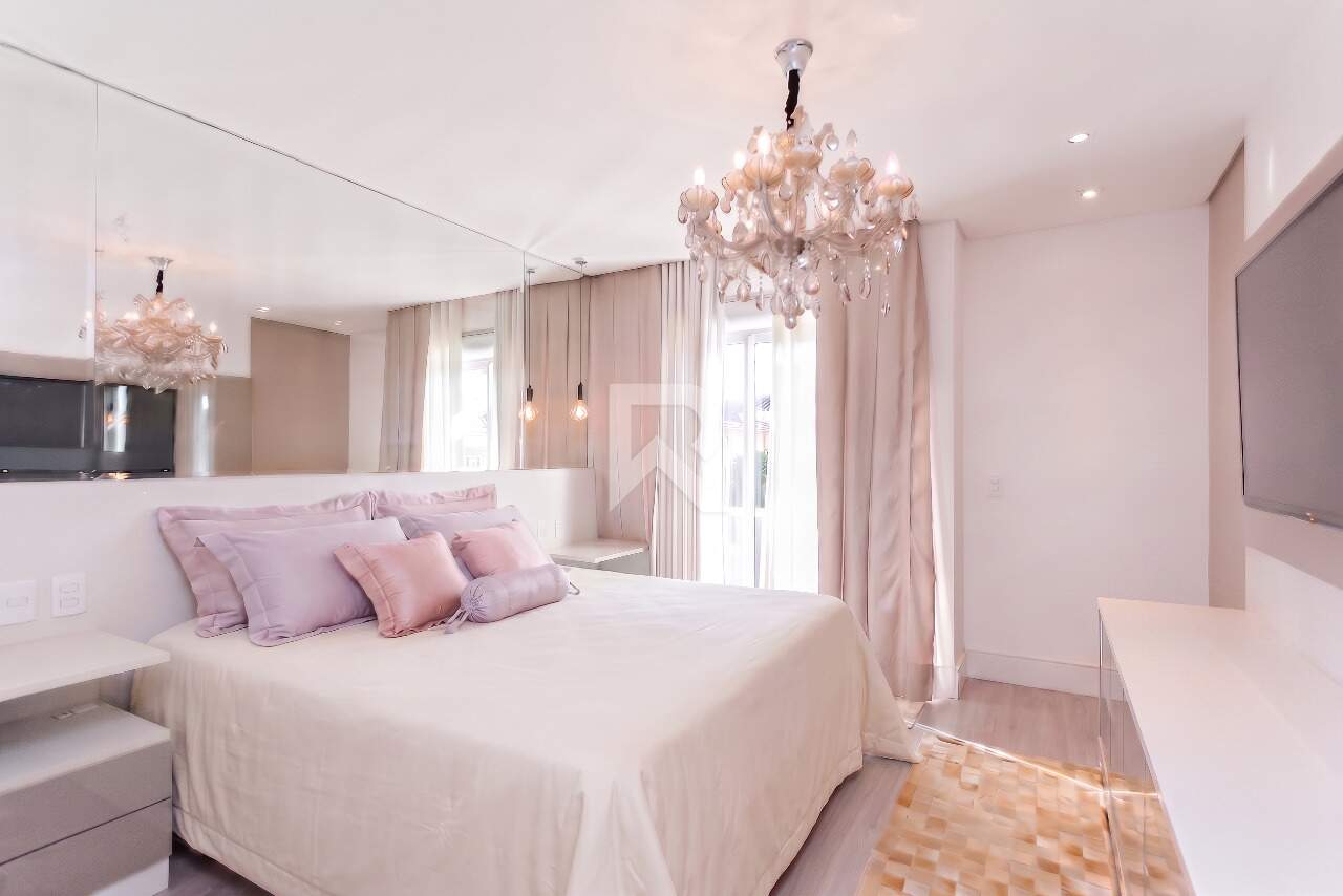 Casa Semi Mobiliada em Condomínio com 3 Quartos, 308m2, Quintal e Churrasqueira para alugar no Portão - Curitiba miniatura 11