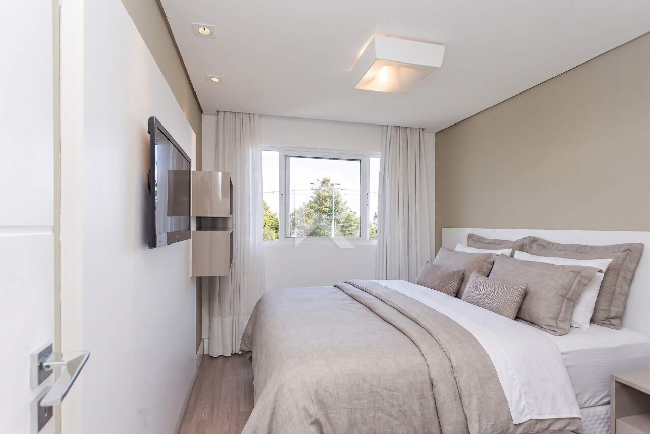 Casa Semi Mobiliada em Condomínio com 3 Quartos, 308m2, Quintal e Churrasqueira para alugar no Portão - Curitiba miniatura 15