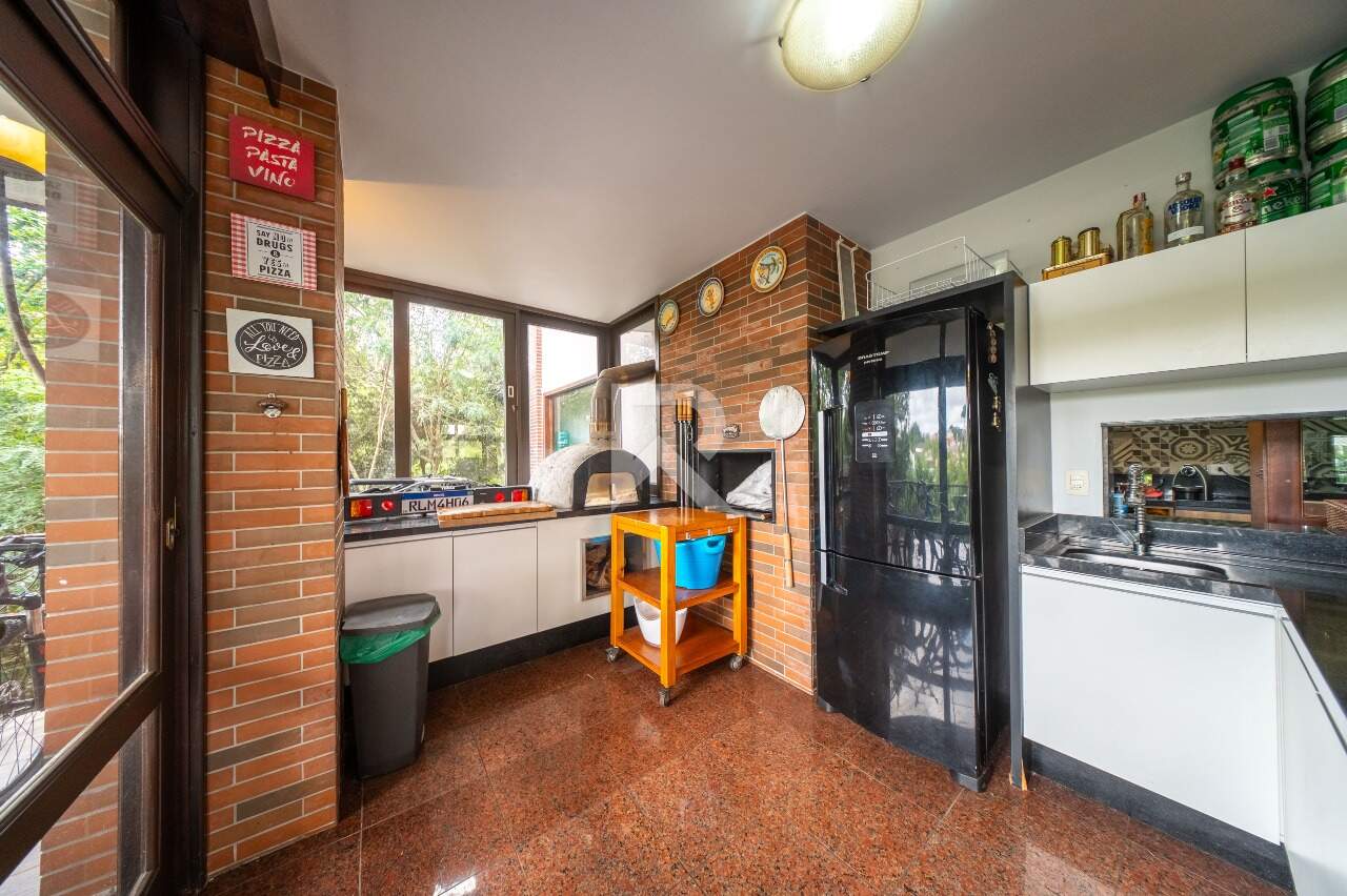 Casa de Condomínio com Amplo Jardim, 4 quartos 5 Vagas à venda, 560 m² - Campo Comprido - Curitiba/PR miniatura 16