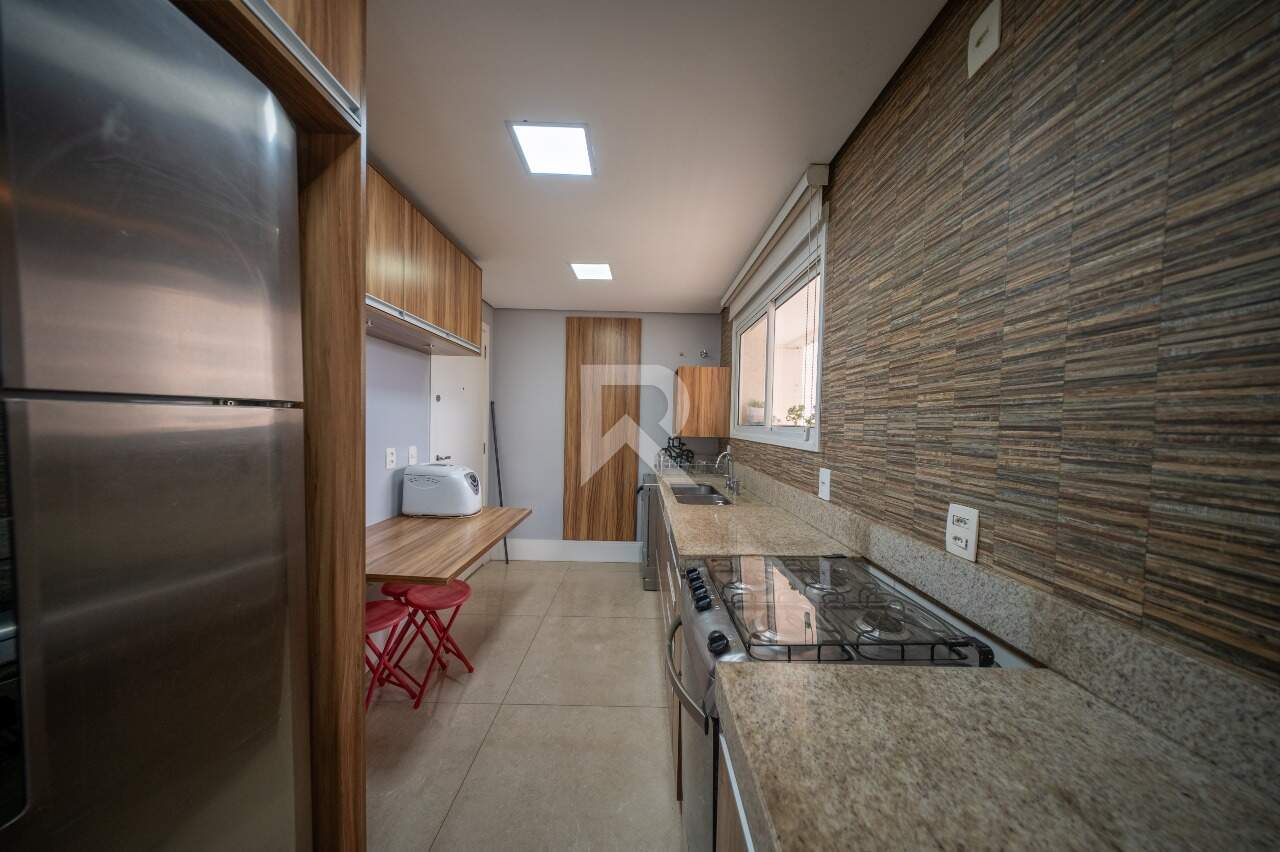 Apartamento Mobiliado com Vista Livre, 4 quartos 2 Vagas para locação, 131 m² - Ecoville - Curitiba/PR miniatura 8
