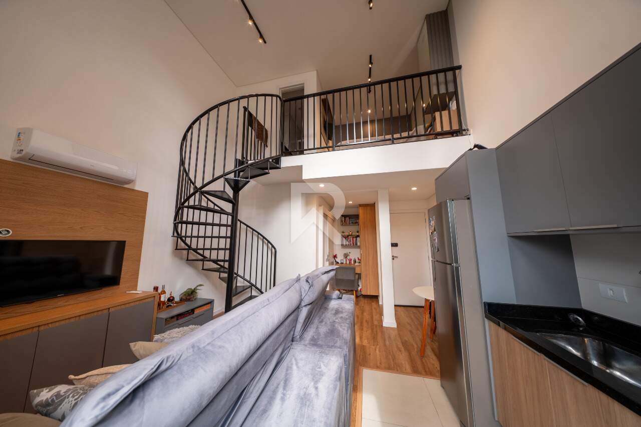 Apartamento Loft Semi Mobiliado com 1 quarto, 38m2 e 1 Vaga para Locação - Ecoville - Curitiba/PR