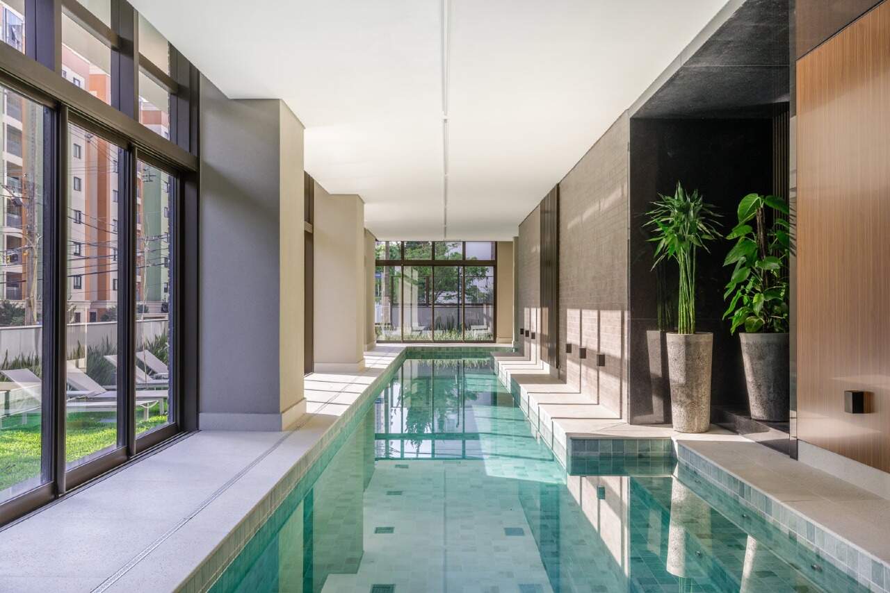 Apartamento de alto padrão com 330 m² privativos e 4 suítes no Bigorrilho
