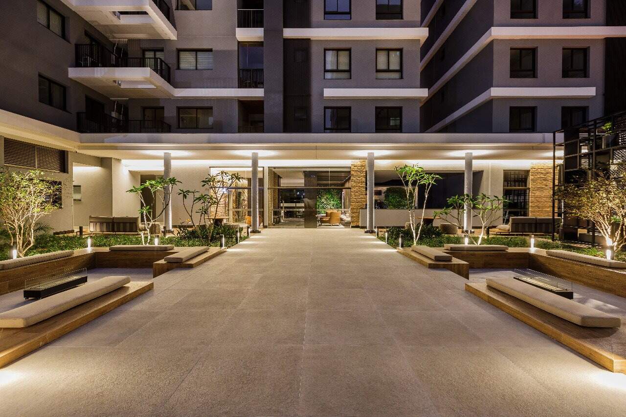 Apartamento de alto padrão com 132 m² privativos e 3 dormitórios no Bigorrilho miniatura 5