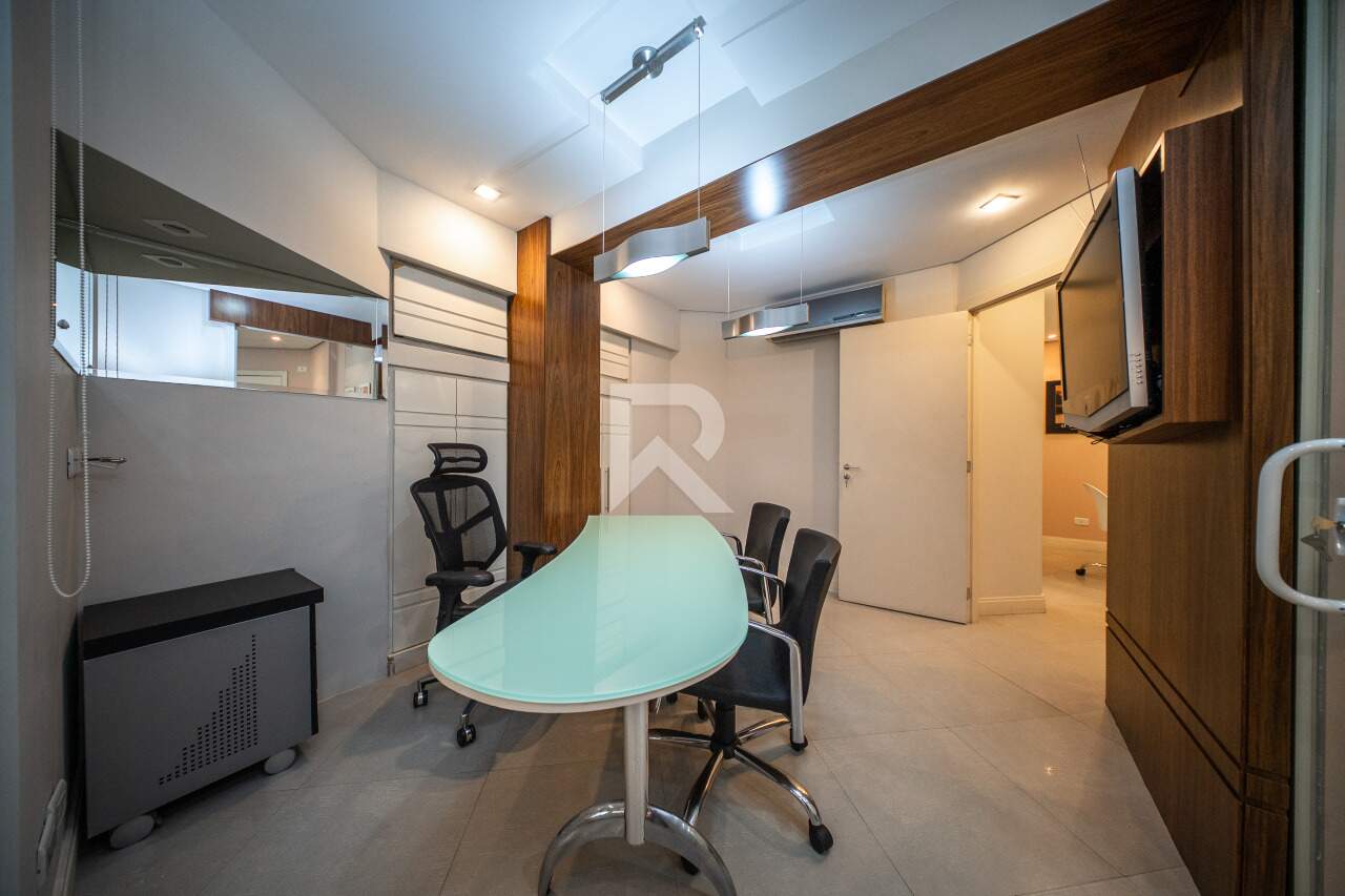 Sala Comercial Mobiliada em Andar Alto com 68m2 para aluguel - Centro, Curitiba miniatura 10