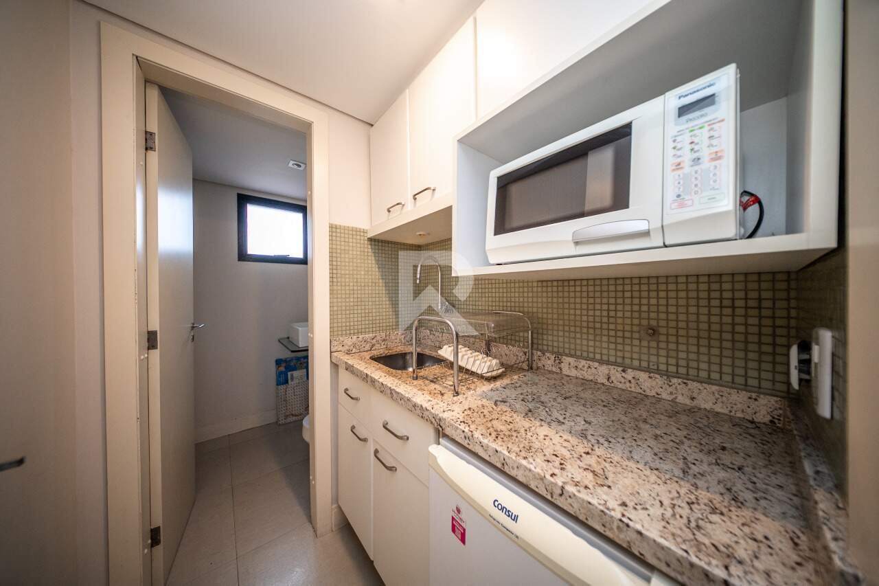 Sala Comercial Mobiliada em Andar Alto com 68m2 para aluguel - Centro, Curitiba miniatura 17