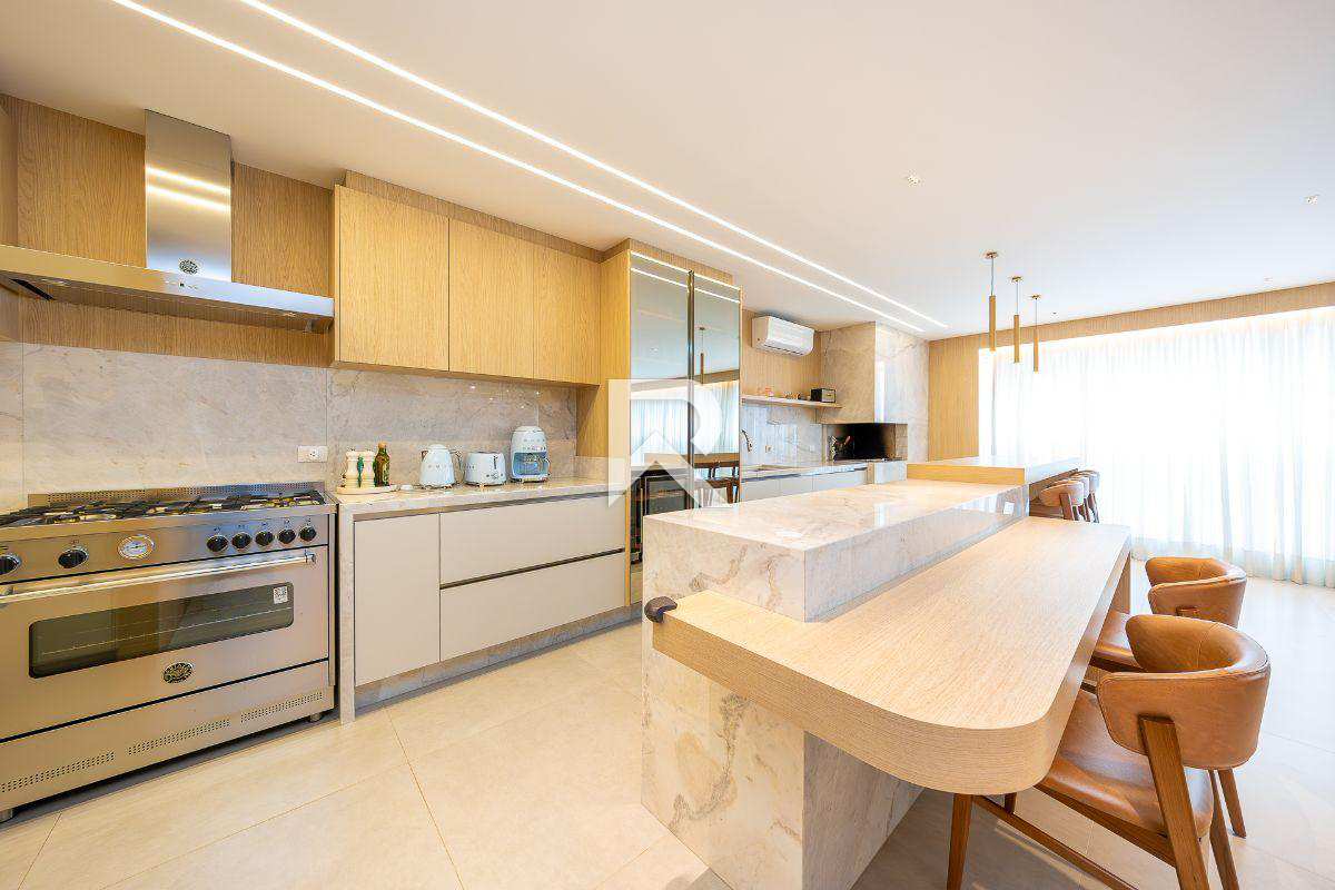 Apartamento Mobiliado com Varanda Gourmet, 4 suítes e 4 Vagas para venda, 260 m² - Ecoville - Curitiba miniatura 8