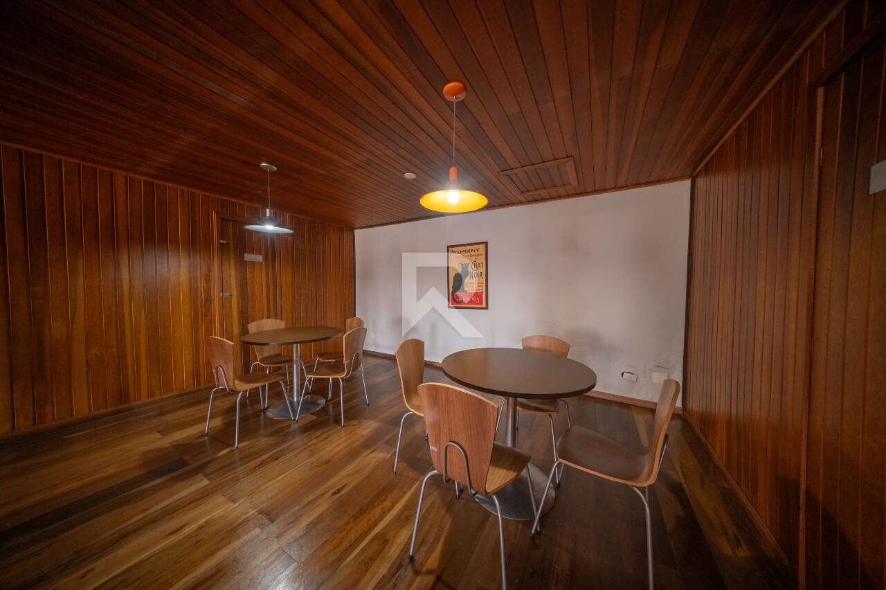 Cobertura Mobiliada com Vista Livre, 2 suítes e 2 vagas para locação, 123 m² – Centro – Curitiba/PR miniatura 42