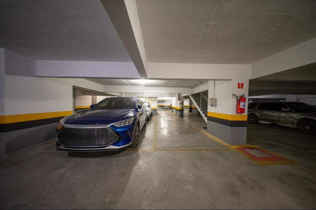 Cobertura Mobiliada com Vista Livre, 2 suítes e 2 vagas para locação, 123 m² – Centro – Curitiba/PR miniatura 55