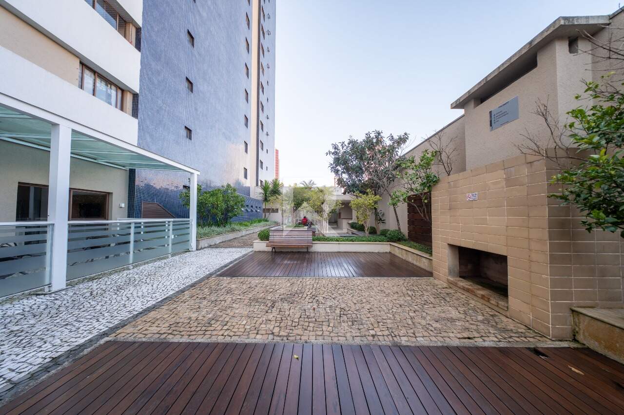 Cobertura Mobiliada com Vista Livre, 2 suítes e 2 vagas para locação, 123 m² – Centro – Curitiba/PR miniatura 30