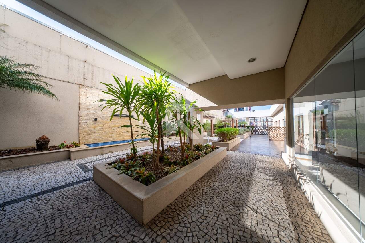 Cobertura Mobiliada com Vista Livre, 2 suítes e 2 vagas para locação, 123 m² – Centro – Curitiba/PR miniatura 28