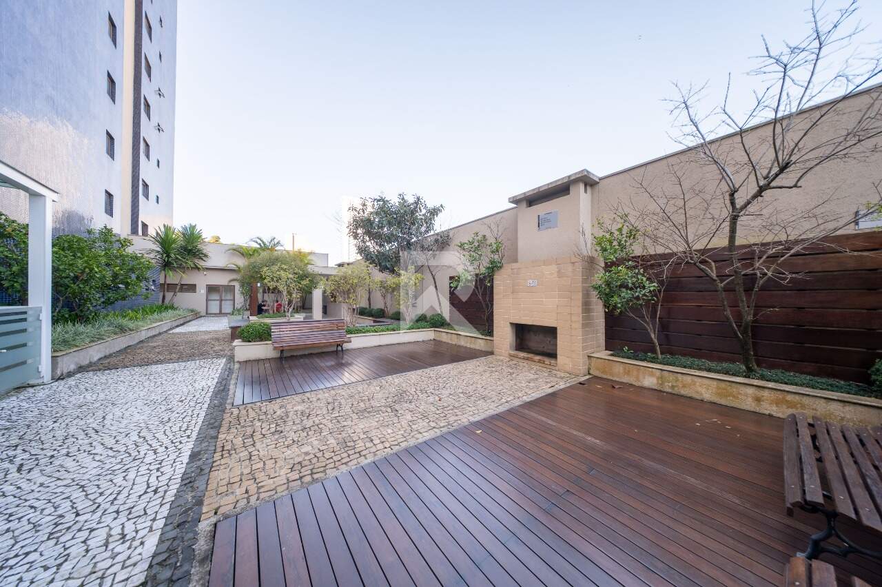 Cobertura Mobiliada com Vista Livre, 2 suítes e 2 vagas para locação, 123 m² – Centro – Curitiba/PR miniatura 29