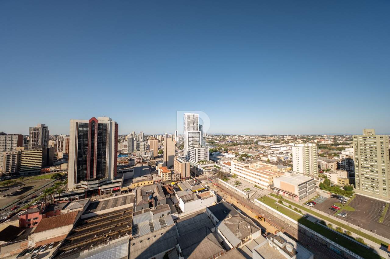 Cobertura Mobiliada com Vista Livre, 2 suítes e 2 vagas para locação, 123 m² – Centro – Curitiba/PR miniatura 4