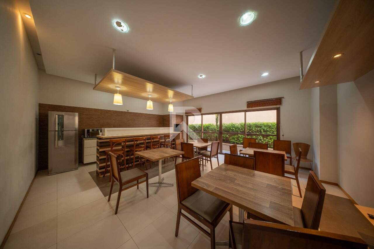 Cobertura Mobiliada com Vista Livre, 2 suítes e 2 vagas para locação, 123 m² – Centro – Curitiba/PR miniatura 49