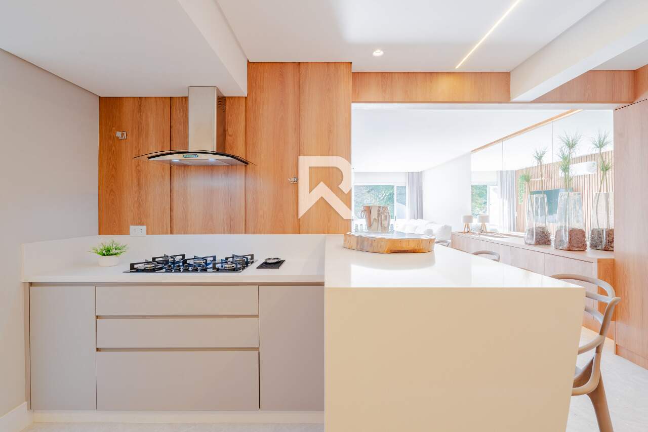 Apartamento Reformado, Semi Mobiliado com 3 Quartos, 113m2 e 1 Vaga para Locação - Bigorrilho - Curitiba/PR miniatura 4