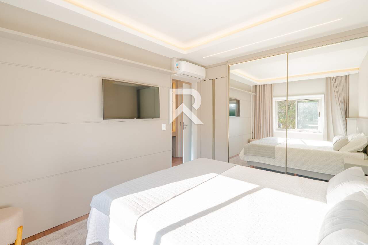 Apartamento Reformado, Semi Mobiliado com 3 Quartos, 113m2 e 1 Vaga para Locação - Bigorrilho - Curitiba/PR miniatura 24