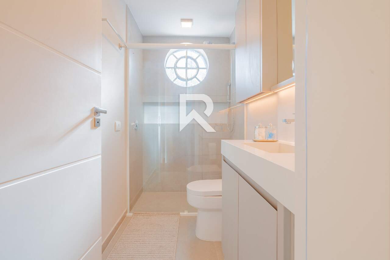 Apartamento Reformado, Semi Mobiliado com 3 Quartos, 113m2 e 1 Vaga para Locação - Bigorrilho - Curitiba/PR miniatura 21